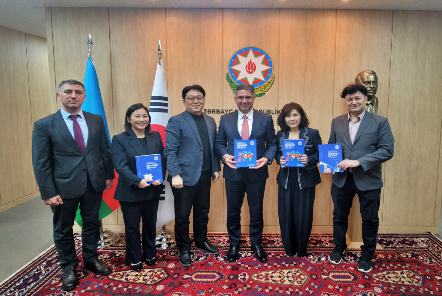 튀르키예·아제르바이잔학과, 국내 최초 아제르바이잔어 표준 교재 완간 이미지